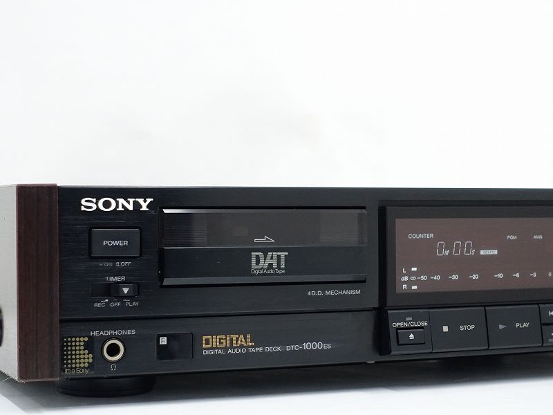 SONY　DATデッキ   A７　リモコン、取説あり　ジャンク品 SONY DATデッキ A7 リモコン、取説あり ジャンク品