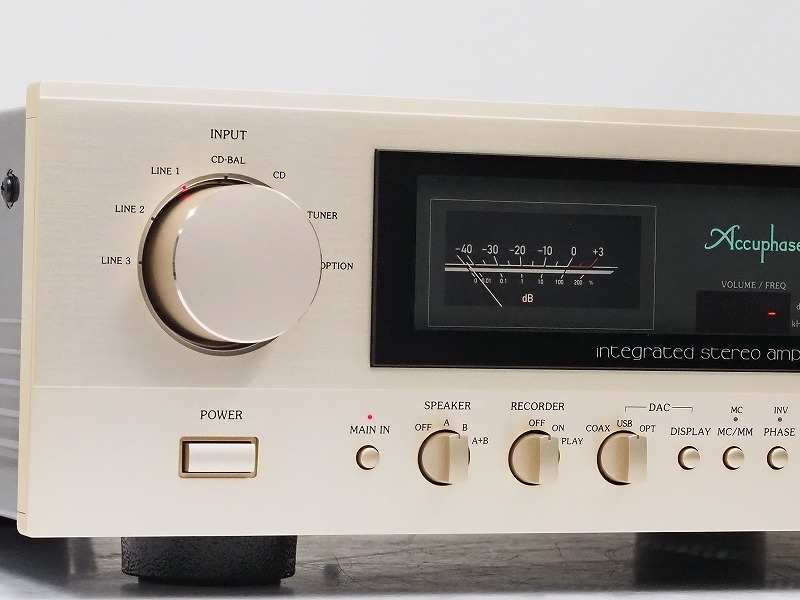 希少！Accuphase E-250 プリメインアンプ - メルカリ｜プリメインアンプ