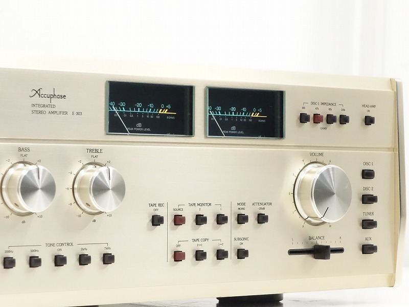 □□Accuphase E-303 プリメインアンプ アキュフェーズ□□026735002J□□