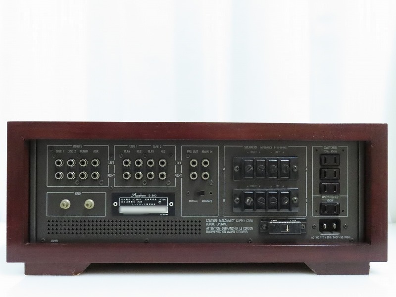 □□Accuphase E-303 プリメインアンプ ウッドケース付 アキュフェーズ