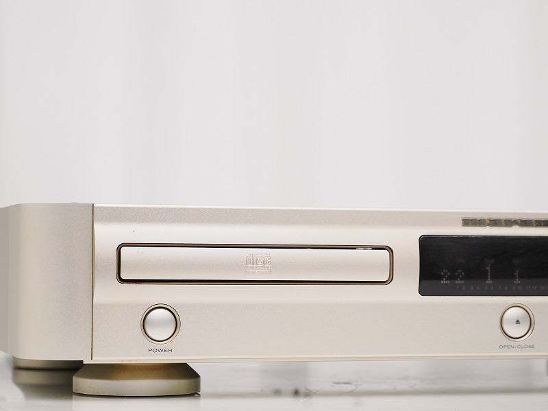 Marantz CDプレーヤー CD-17DAF シルバー CDデッキコンポ Marantz CDプレーヤー CD-17DAF シルバー CDデッキコンポ Marantz CD