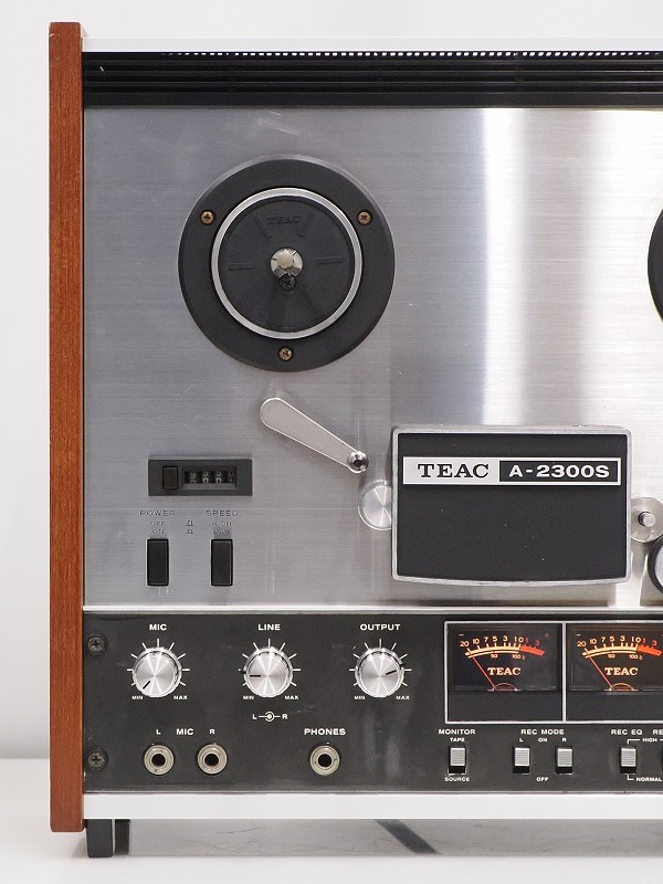 レトロ　ビンテージ　オープンリールデッキ　teac  A-2300S TEAC A-2300S-2Tの仕様 ティアック