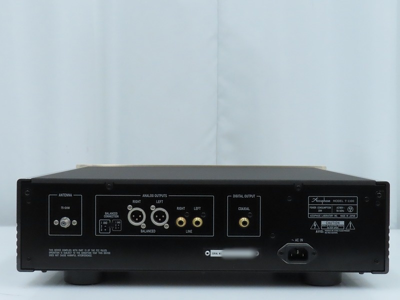 □□Accuphase T-1100 FMチューナー アキュフェーズ 元箱付